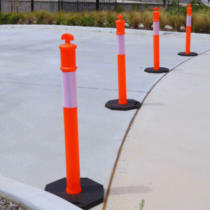 plastic bollards-with-base-and-reflectors.